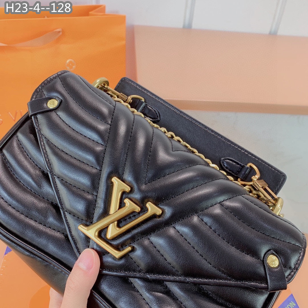 Louis Vuitton New Wave Chain Bag Black 25Cm M55206