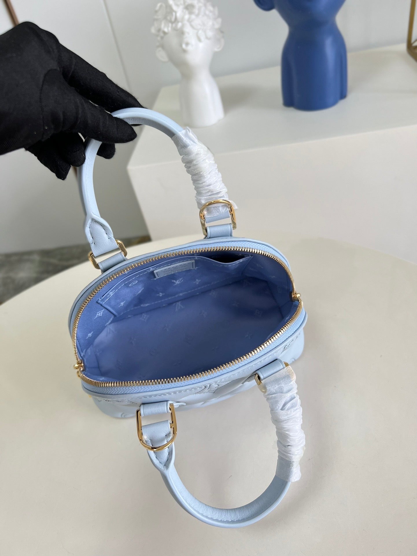 Louis Vuitton Alma Bb 24Cm Blue