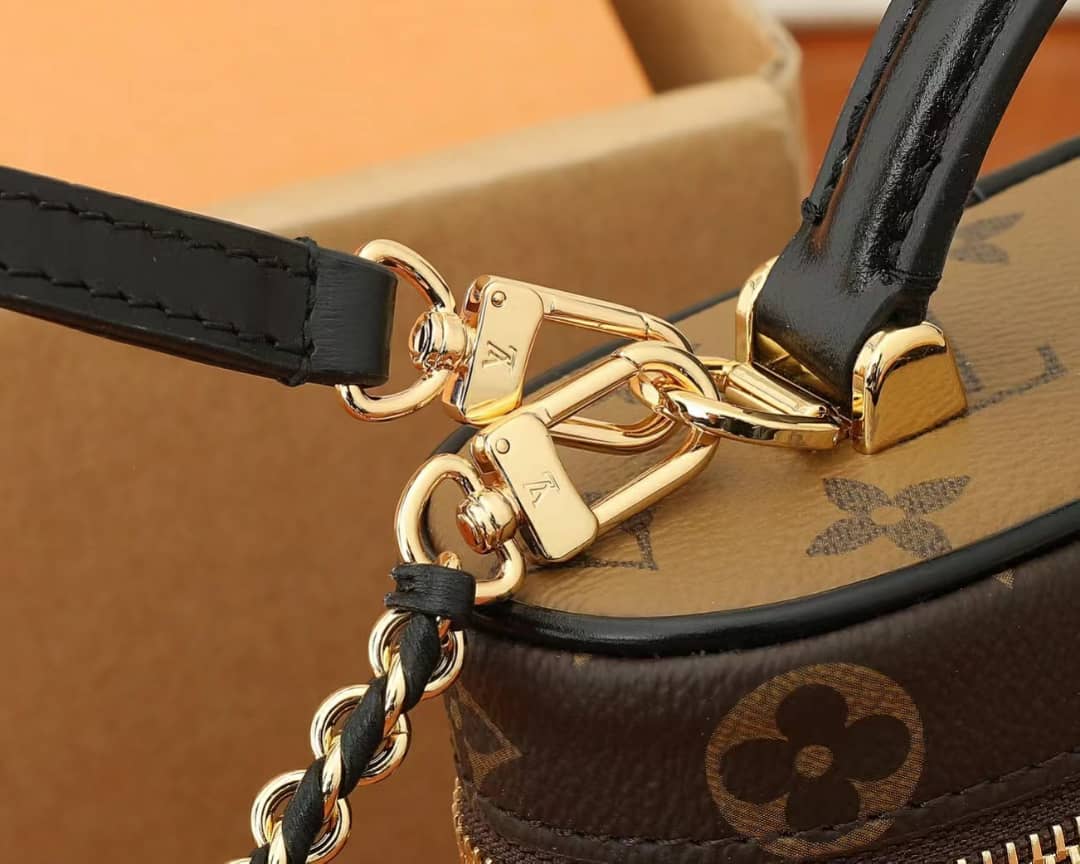 Louis Vuitton Vanity Chain Pouch Monogram Reverse Brown 19Cm M47125