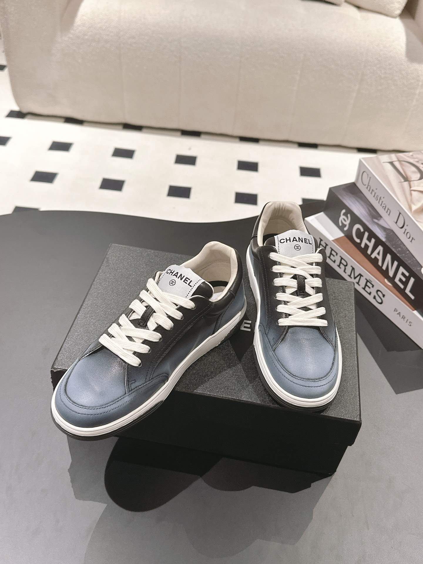 CHANEL Casual Cruise 2024/25 Sneakers