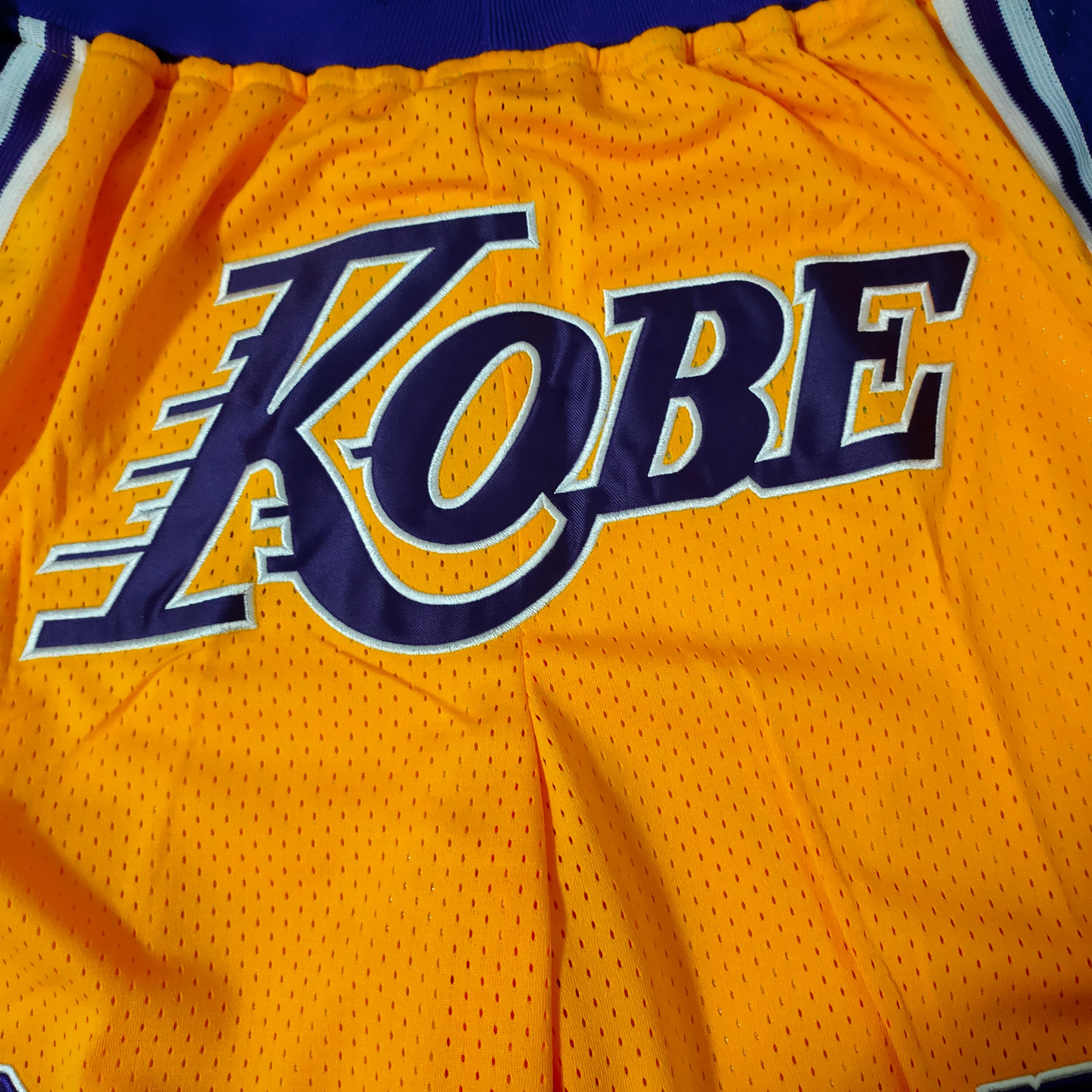 Los Angeles Lakers Kobe Bryant Yellow Pocket