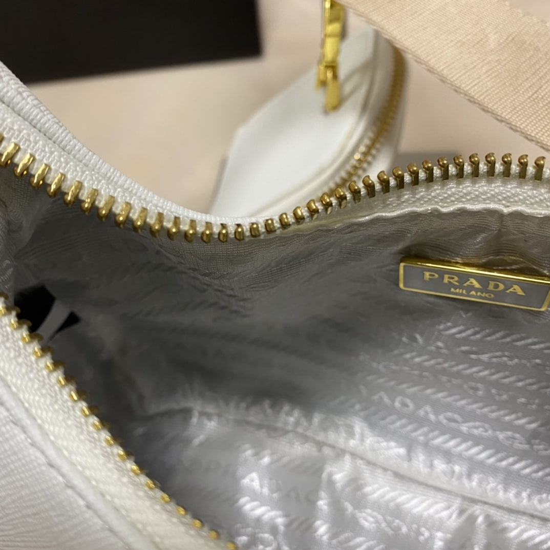 Prada Re Edition 2005 Saffiano Leather Bag White 22cm 1BH204 NZV F02EN V V2M
