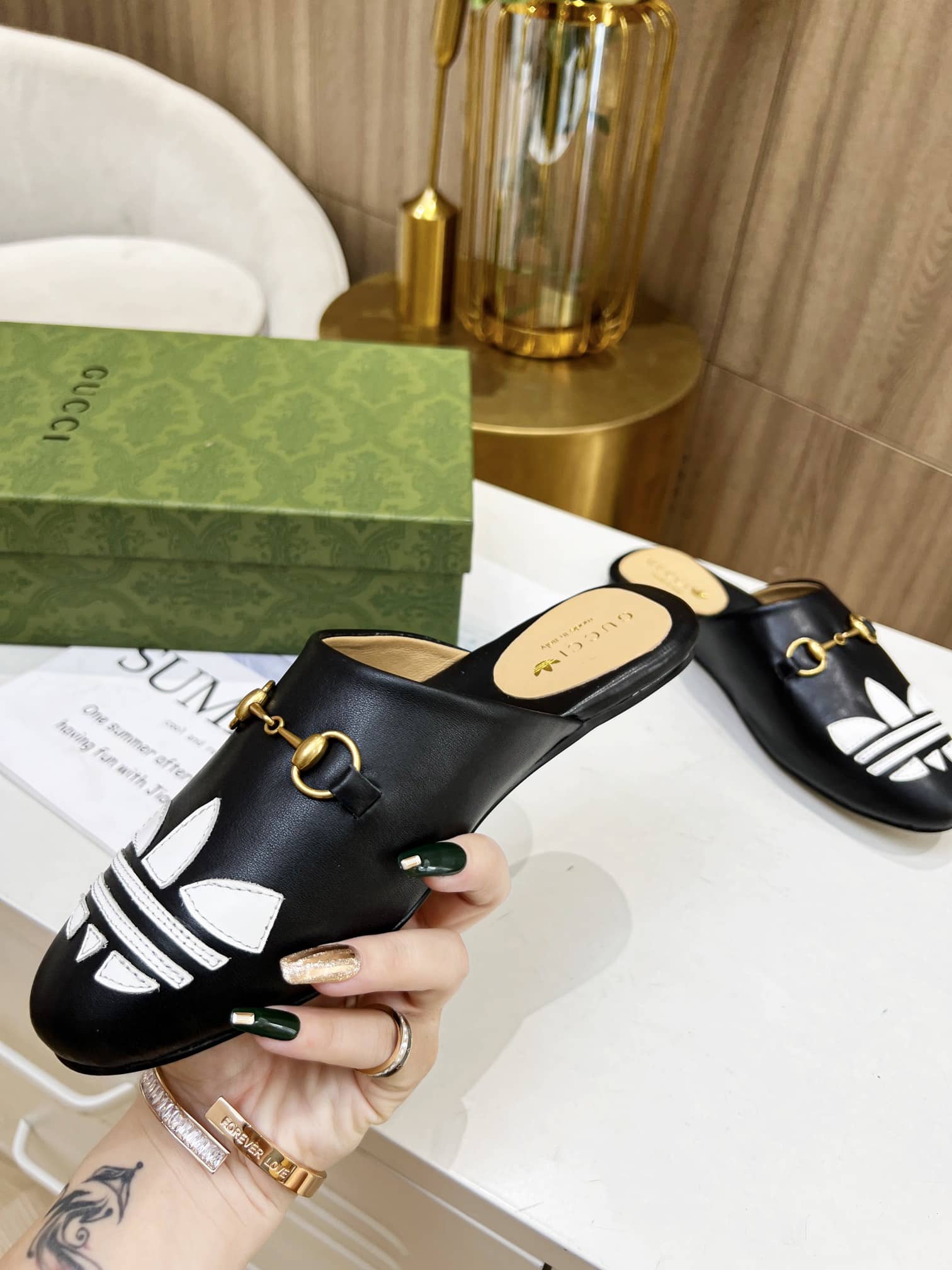 Gucci X Adidas Women’S Trefoil Slipper Leather Black