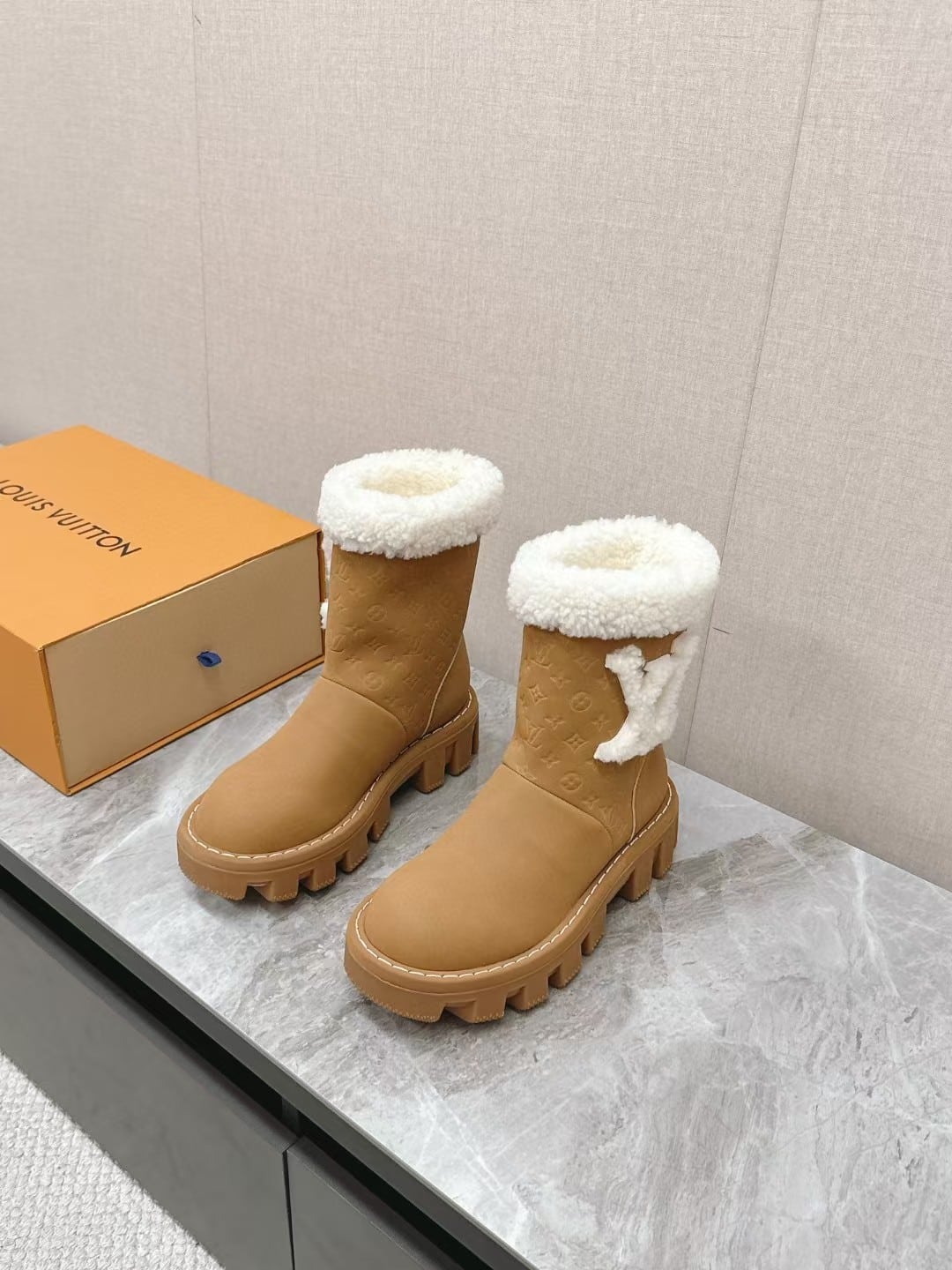 Louis Vuitton Ankle Boots In Bronze Brown