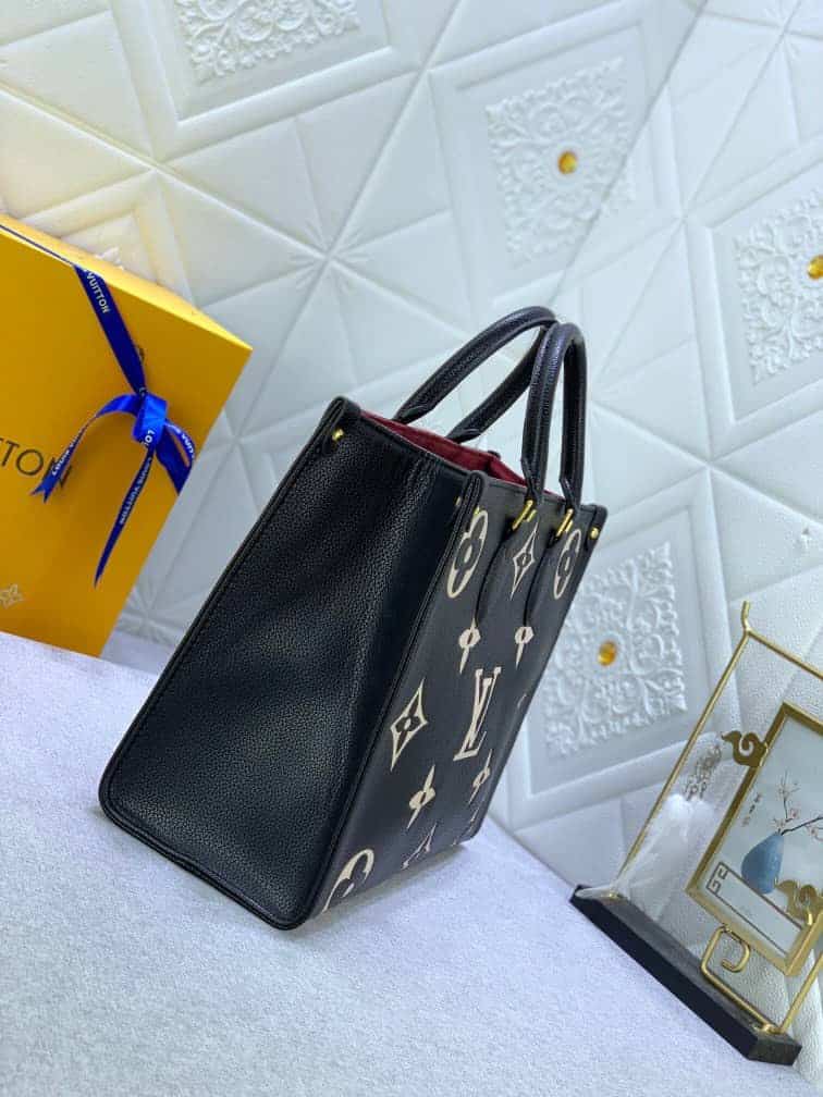 Louis Vuitton Onthego MM Monogram Black Beige 35Cm M45495