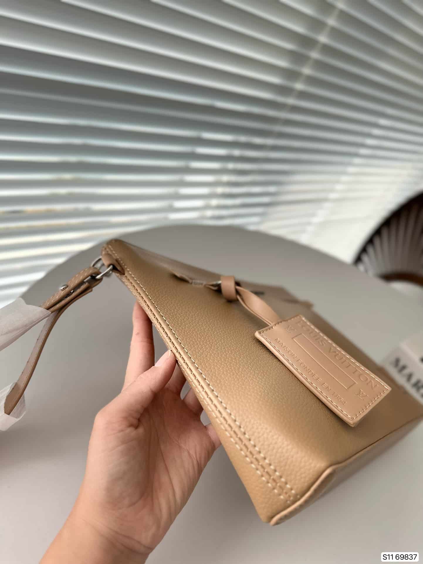 Louis Vuitton Takeoff Pouch Beige 30Cm