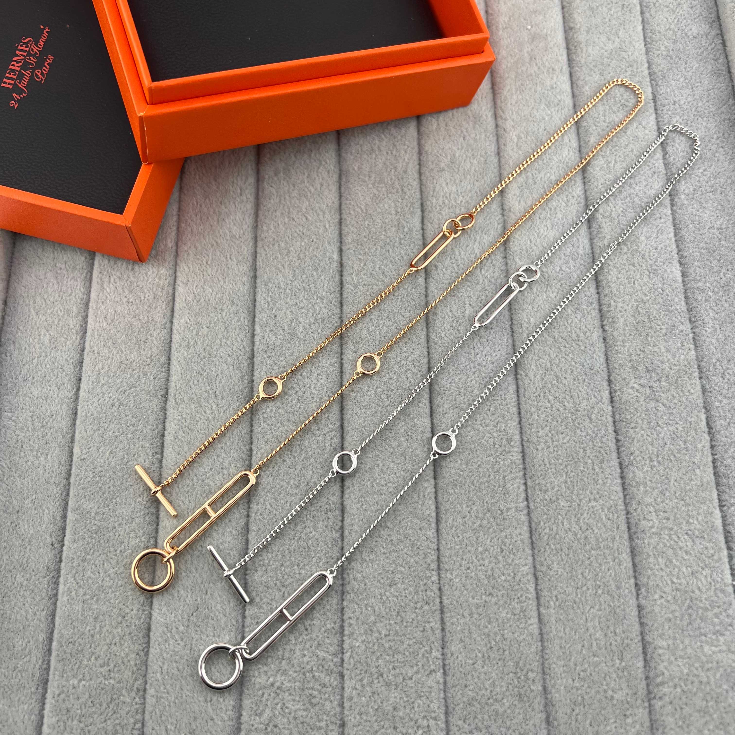 Long necklace