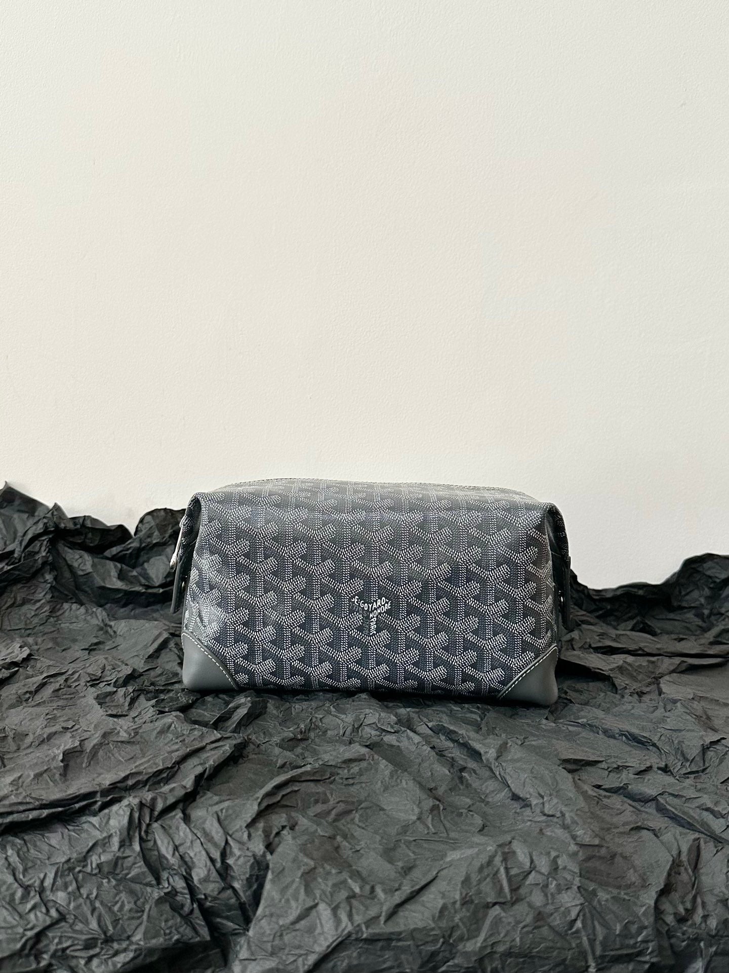 Goyard Goya Cosmetic Bag 24Cm Grey Canvas