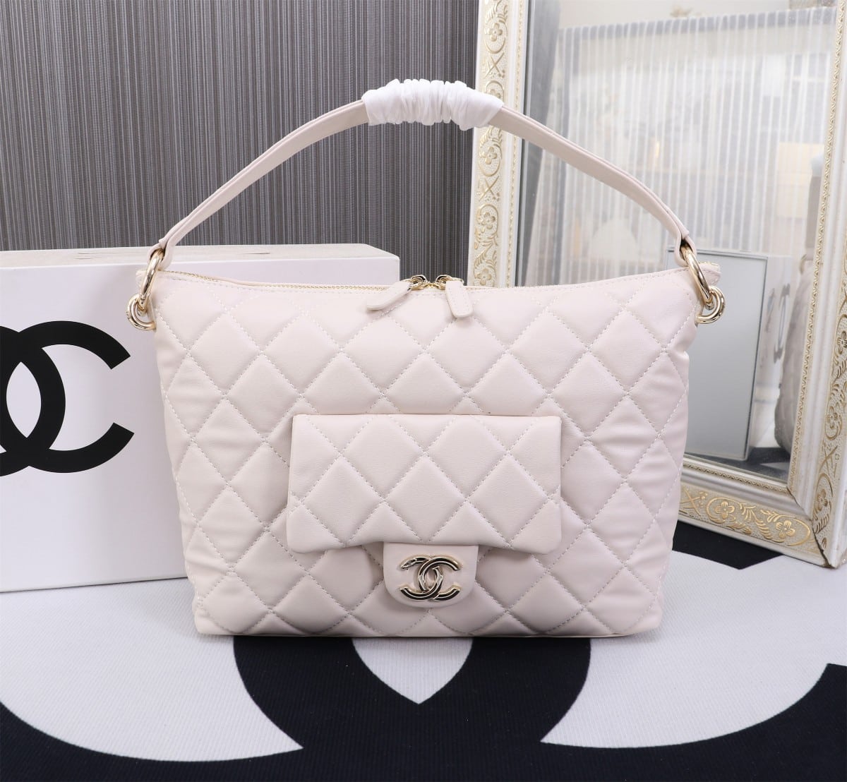 Chanel Maxi Hobo Bag Black Leather And Gold Tone Metal White 28Cm As4339