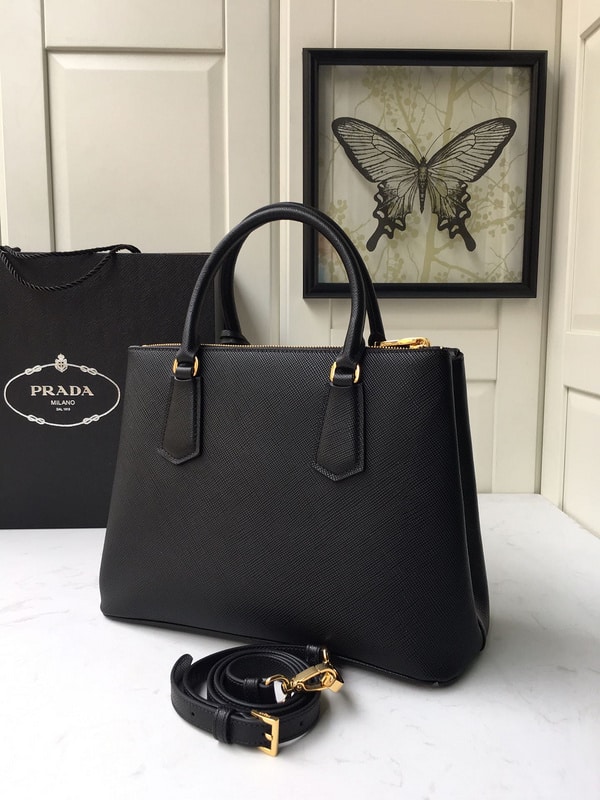 Prada Large Galleria Saffiano Leather Bag In Black