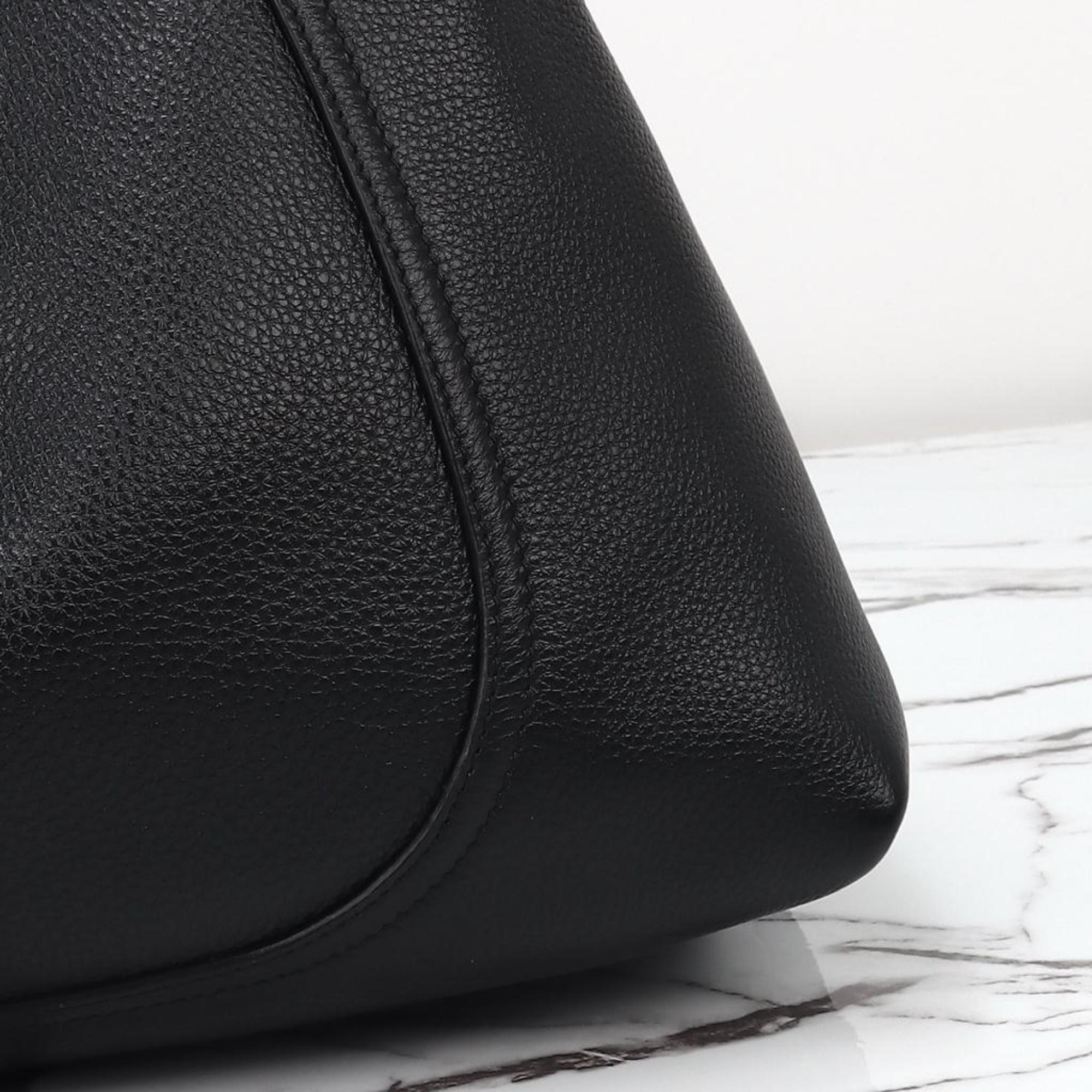 Gucci Softbit Maxi Shoulder Bag 46cm/18in