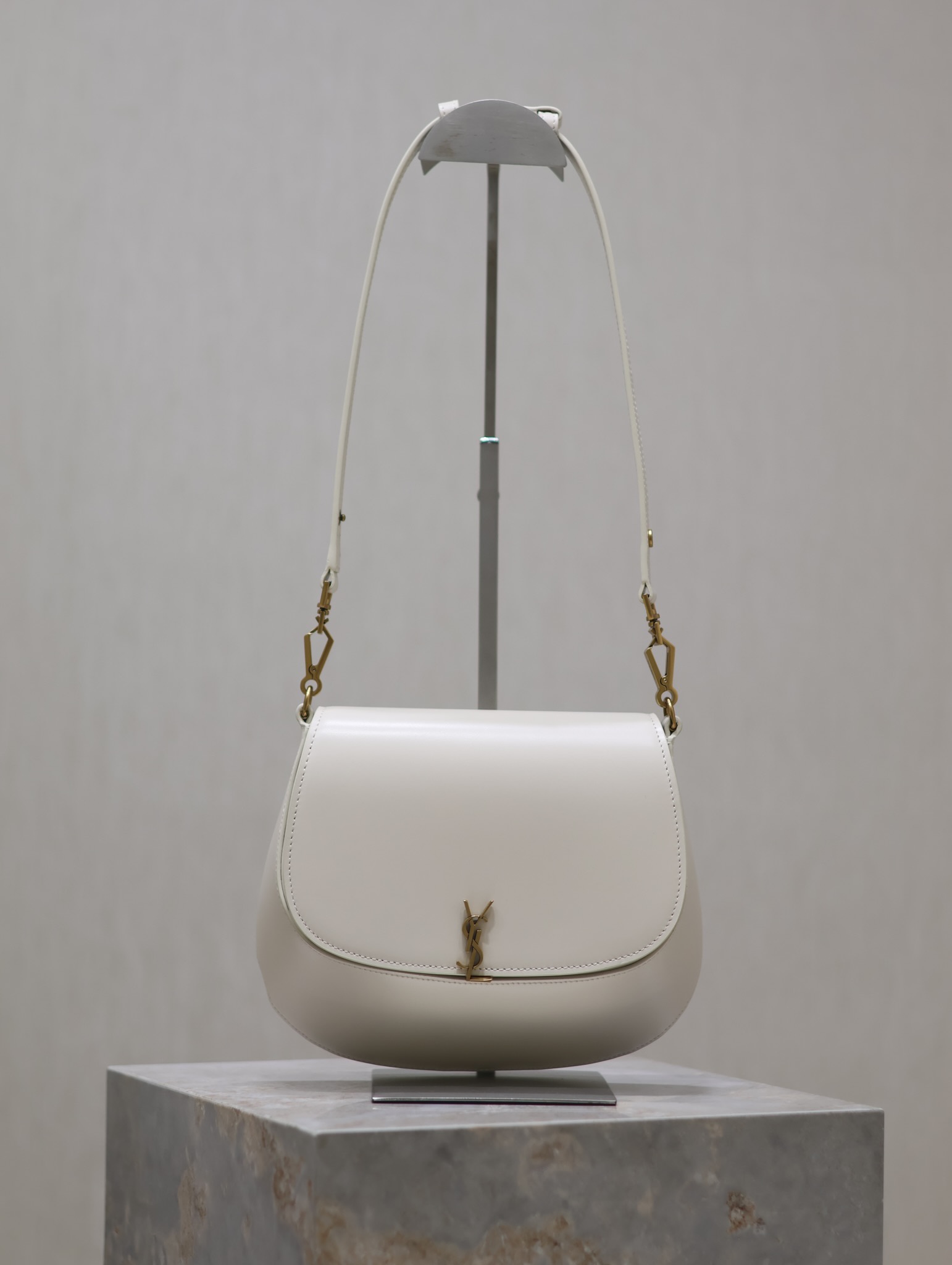 YSL-New Voltaire_armpit/saddle bag- 753824