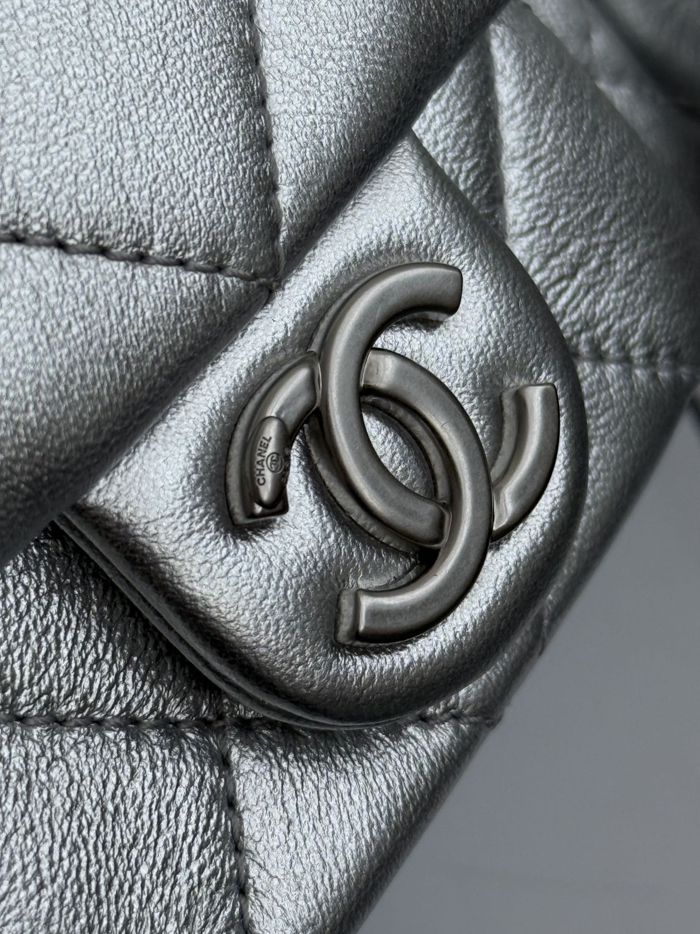 Chanel 25C Hobo Bag Silver Spring/Summer 2025 Collection 32cm/12.2cm