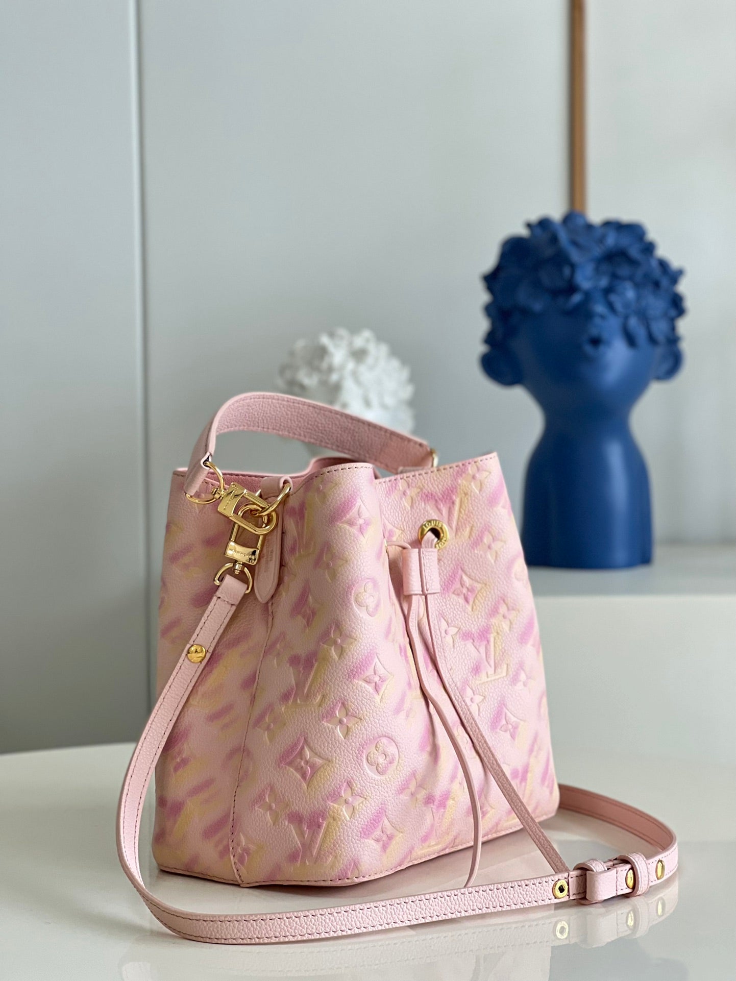 Louis Vuitton N Ono  Bb 20Cm Pink