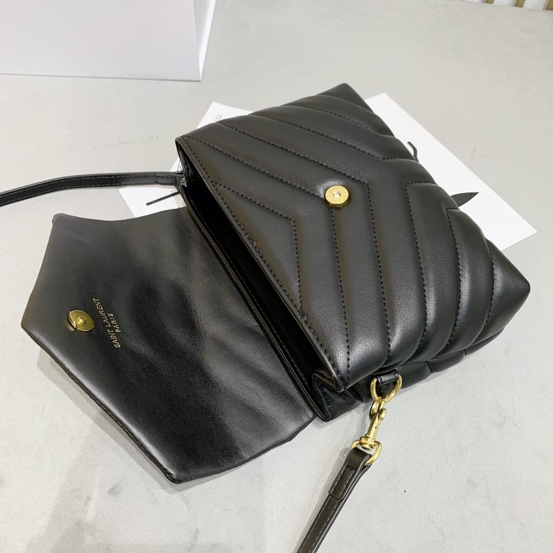 Saint Laurent Loulou Toy Strap Bag In Quilted Y Leather Black