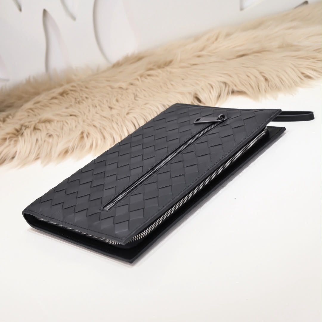 Bottega Veneta Intrecciato Document Case With Wristlet 28cm/11in