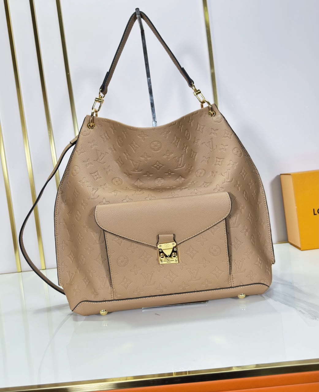Louis Vuitton Métis Hobo Bag Tuape Color 35cm M27937