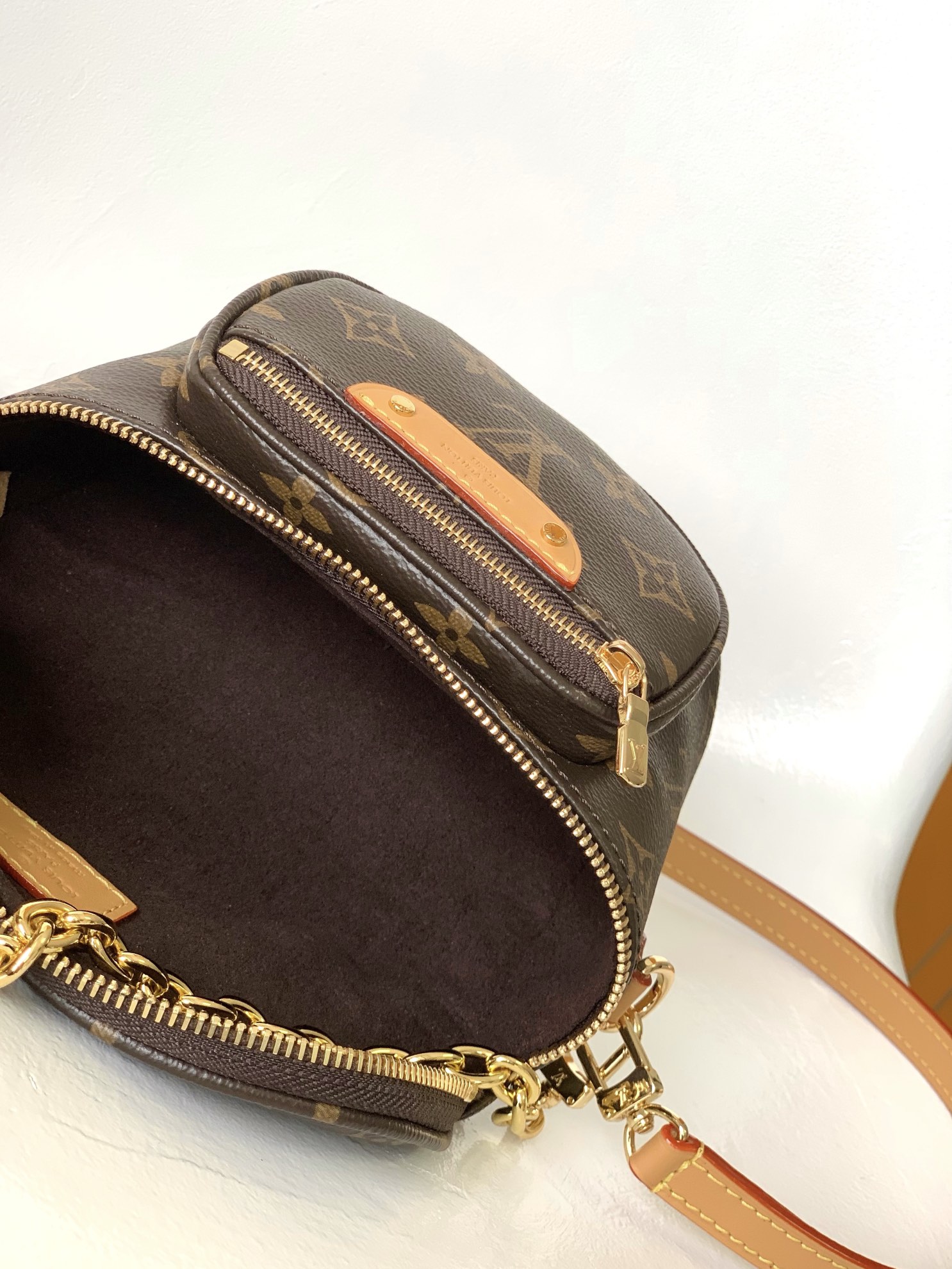 Louis Vuitton Mini Bumbag Lv Monogram Small Fanny Pack Monogram 17cm M82335