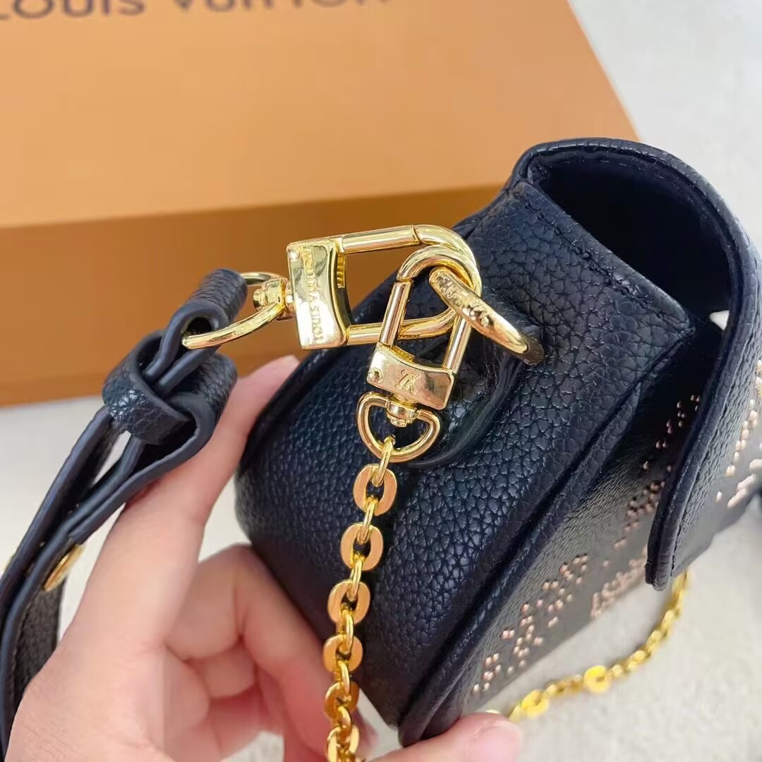 Louis Vuitton Wallet On Chain Ivy Black 22Cm M82653