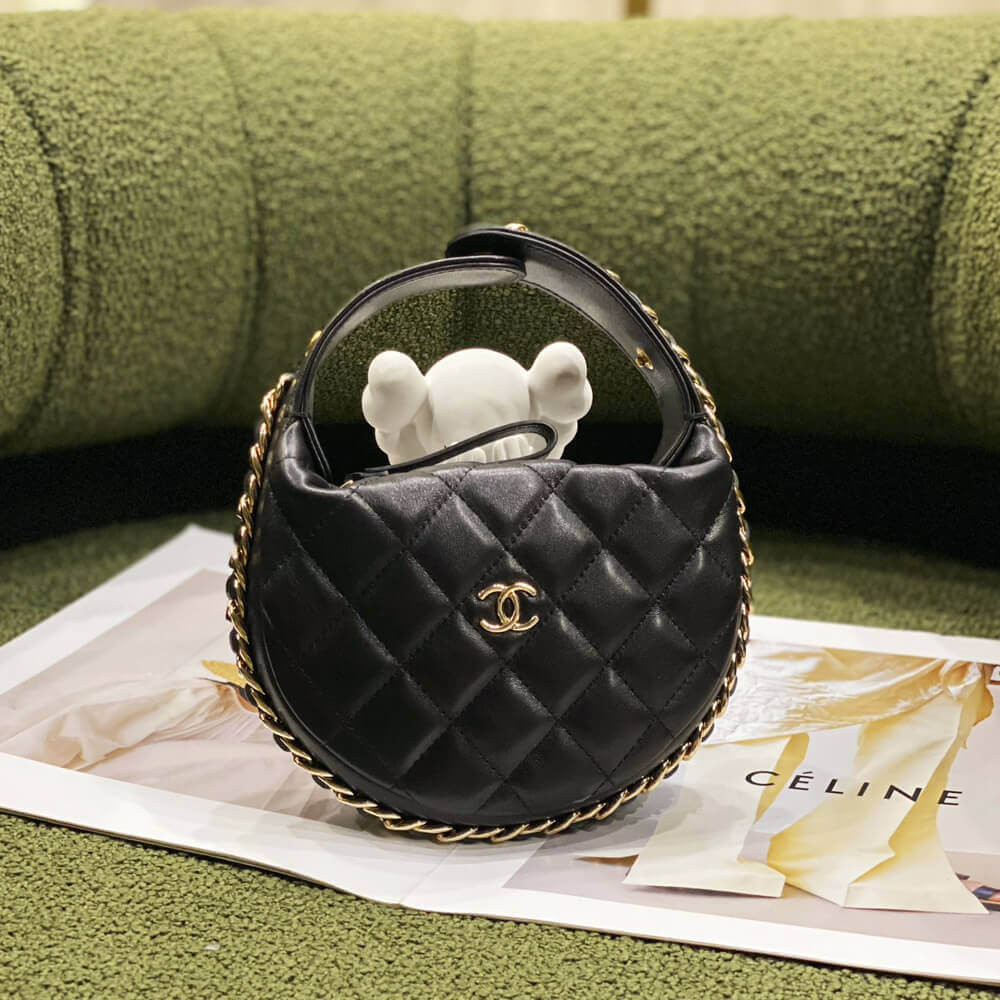 Chanel Lambskin Pouch Black 16cm