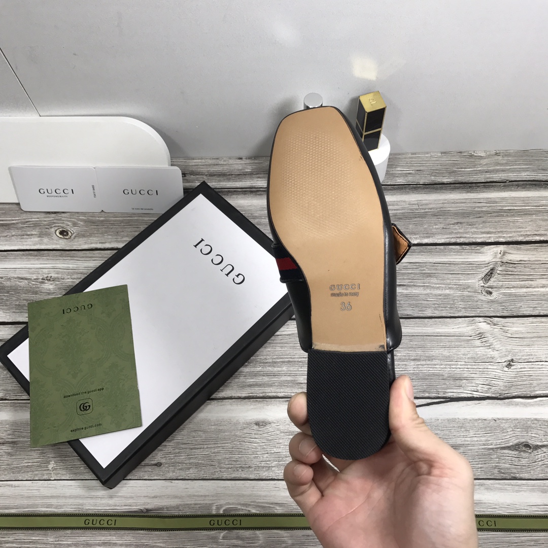 Gucci Women’S Princetown Leather Slipper Black