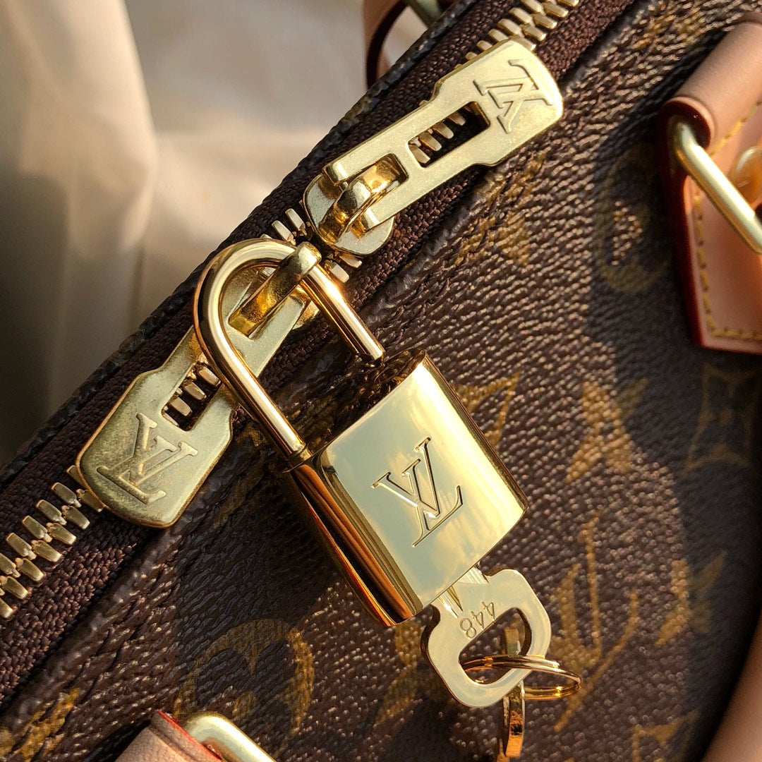 Louis Vuitton Alma Pm 32Cm