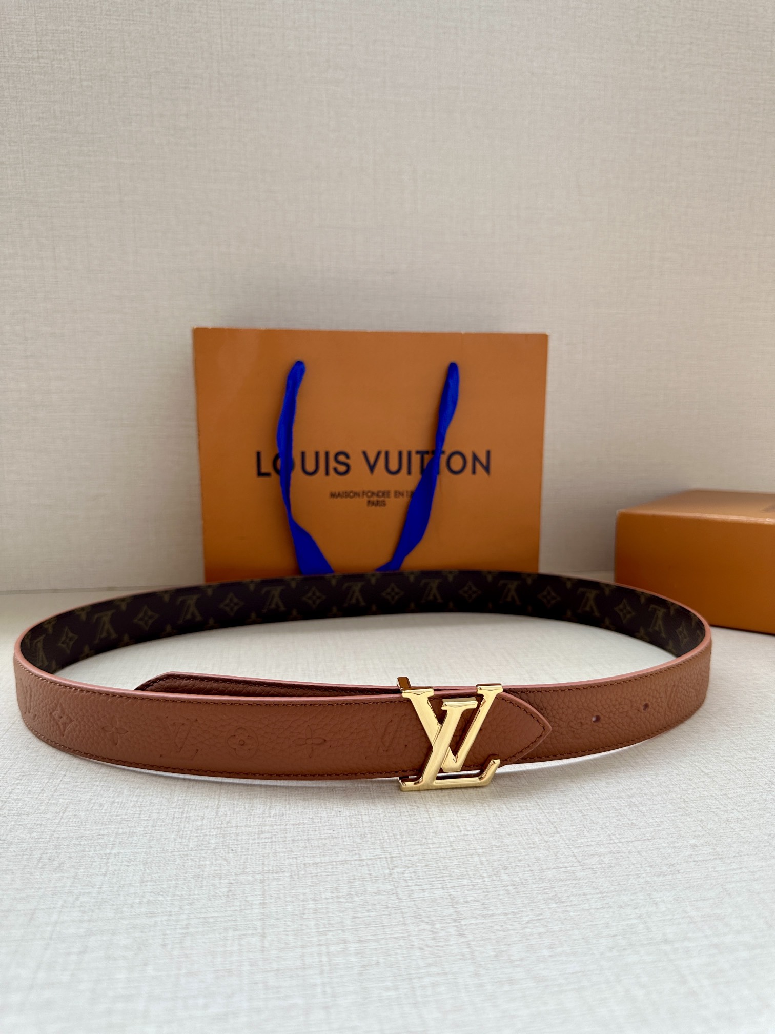 V Women's Flowergram 3.0 wide LV Flowergram