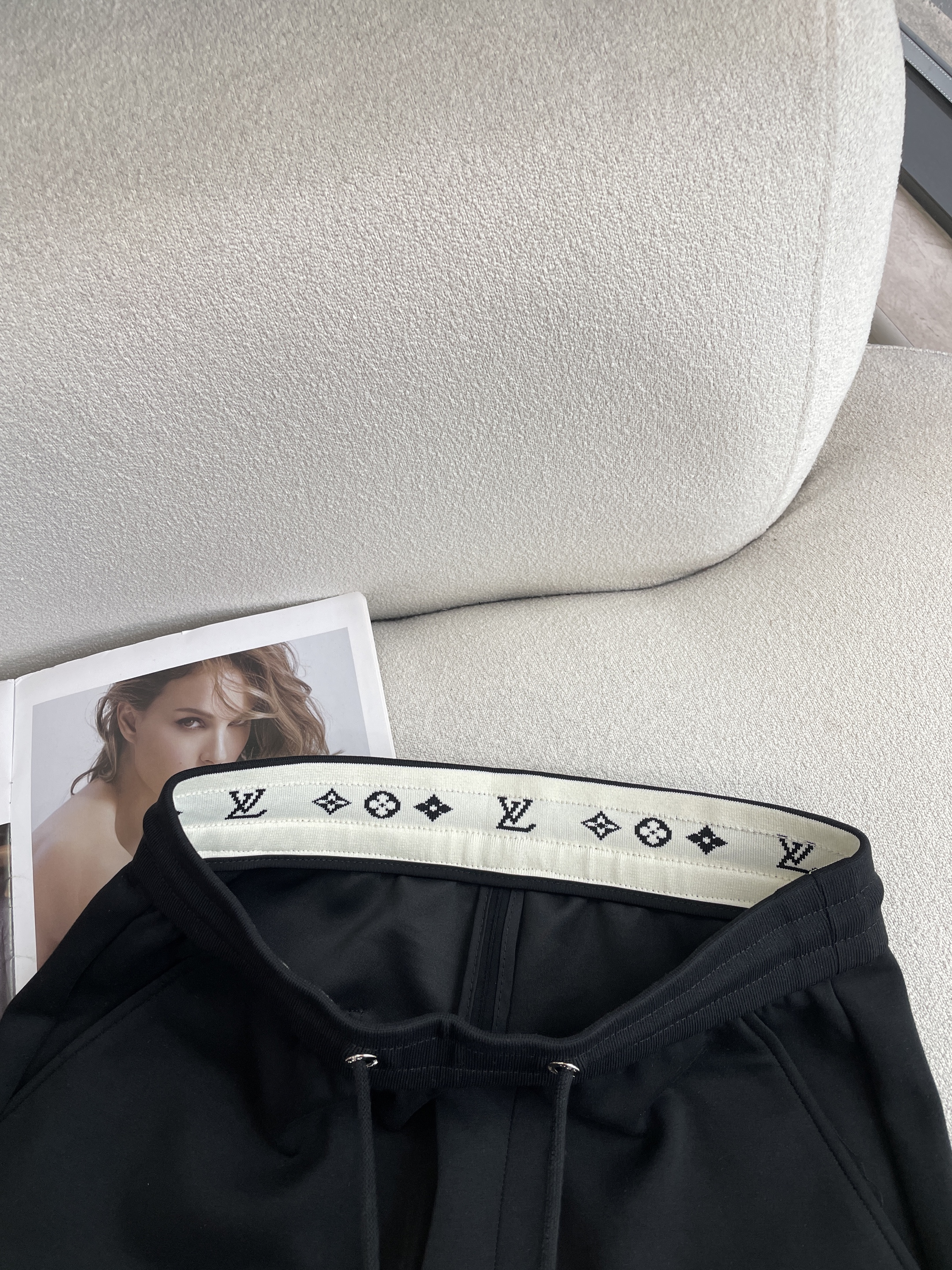 LV 2026 Fall/Winter Casual Pants