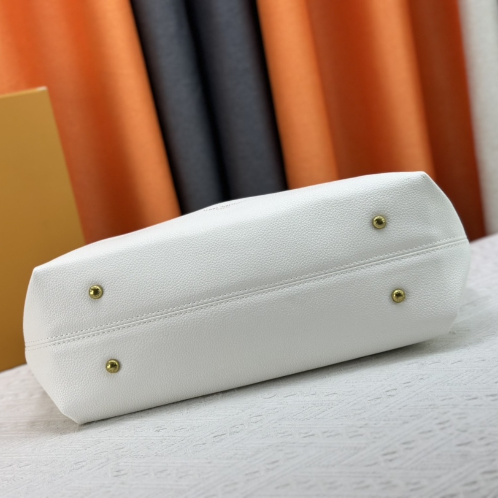 Louis Vuitton Low Key Cabas Mm Grained Calfskin White 47cm/ 18.5in