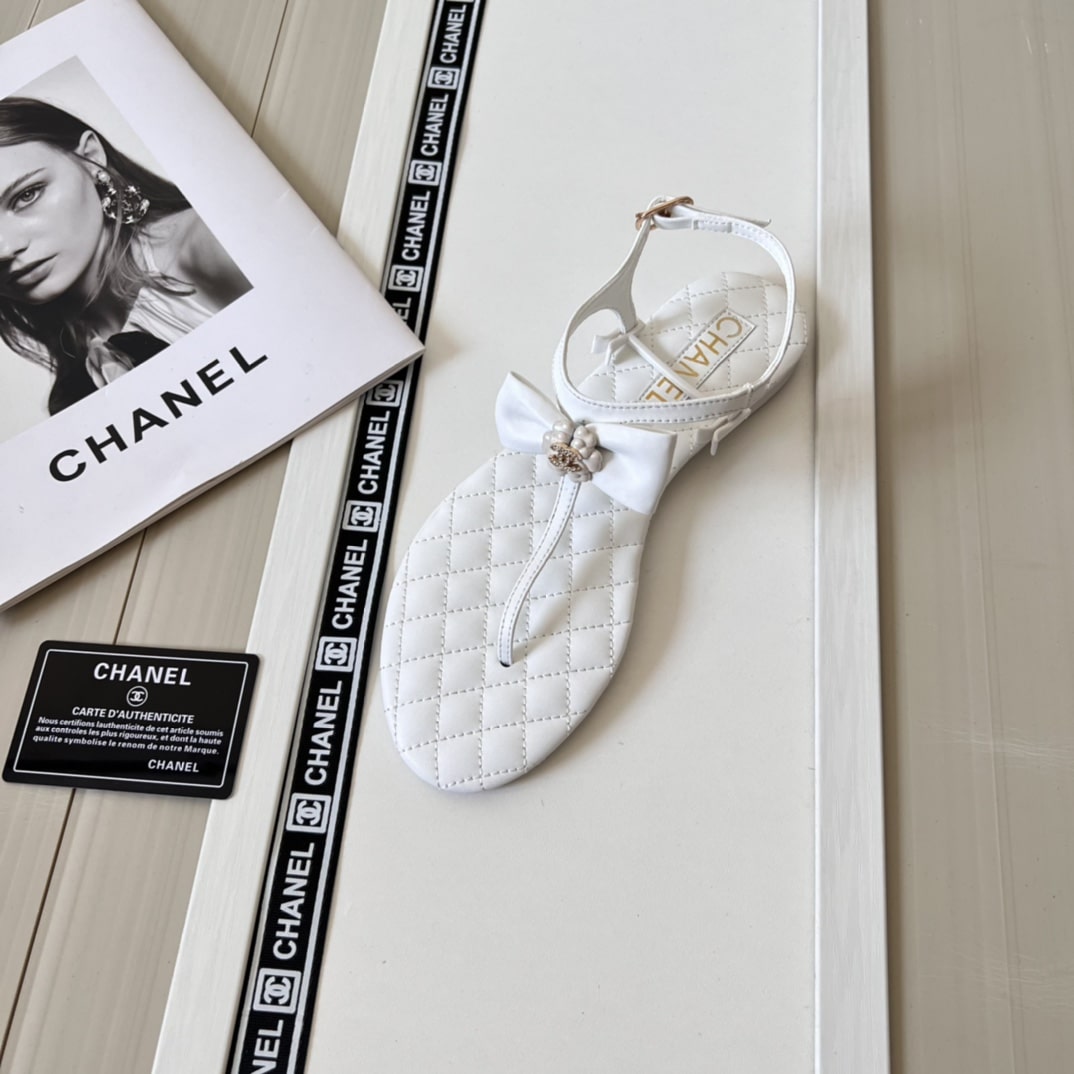 Chanel White Quilted Leather With White Camellia Cc Logo Bow Thong Sandals