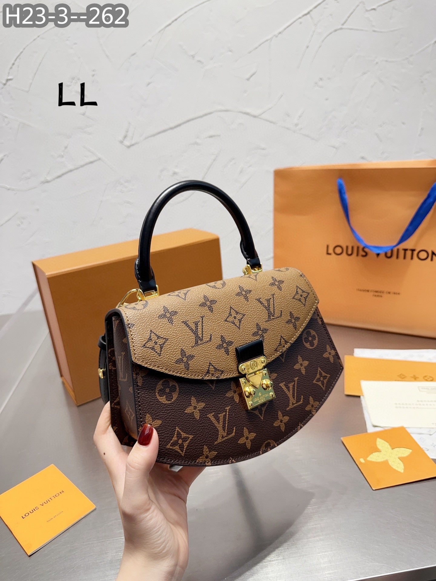 Louis Vuitton Tilsitt Bag Brown 23Cm M46548