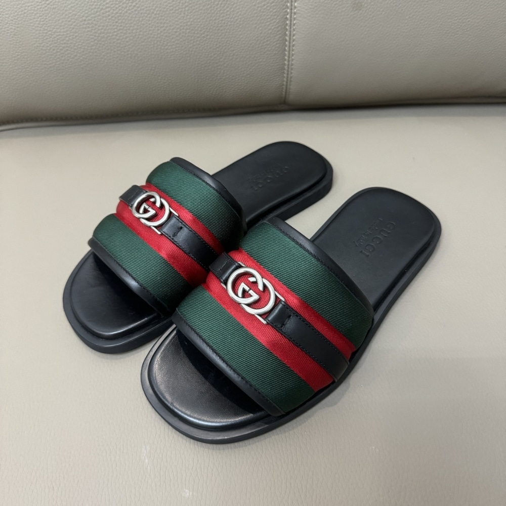 Gucci Men Slide Sandal With Interlocking G Green And Red ‎835091 Haahh 8449