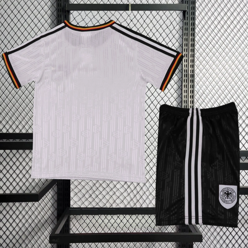 Retro 1996 Germany Home KIDS MOLLER #7 Klinsmann #18 KUNTZ #11 Football jersey retro