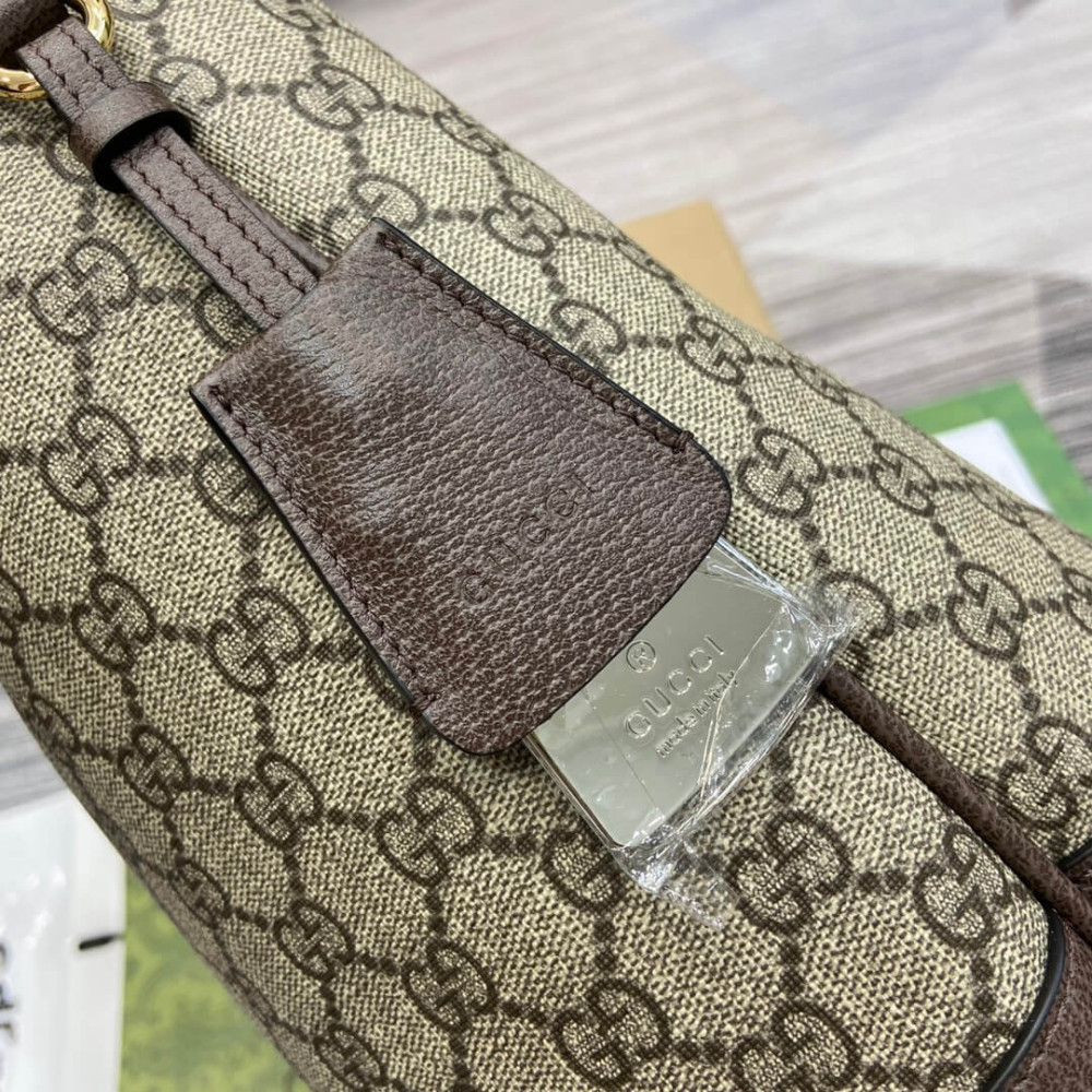 Gucci Ophidia GG Medium Shoulder Bag