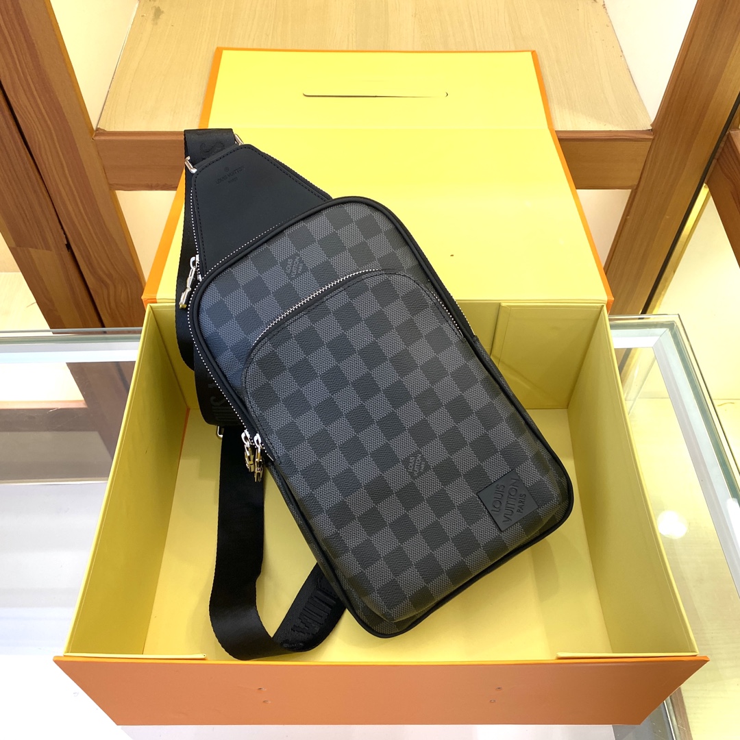 Louis Vuitton Avenue Nm Crossbody Bag Damier Black 31Cm N45302