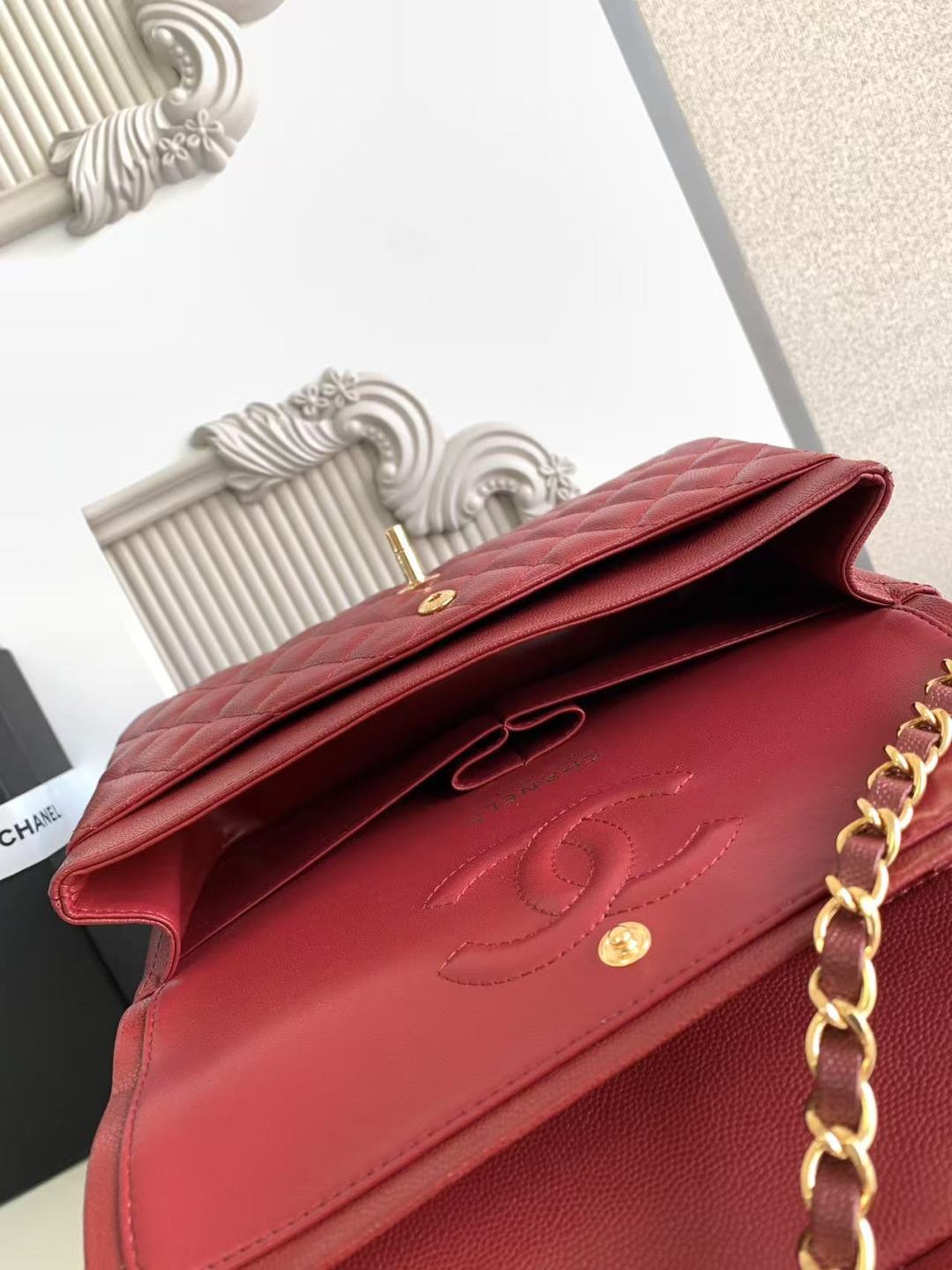 Chanel Classic Flap Bag 25 cm Red Gold-Tone Hardware A01112