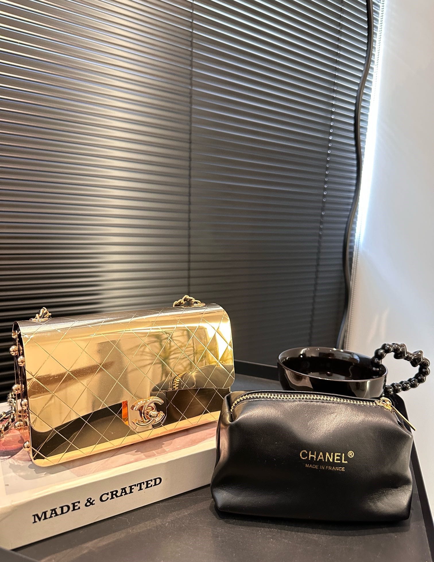 Chanel Flap Bag Gold Metal 18Cm