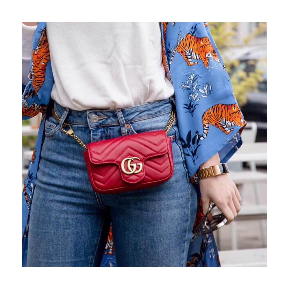 Gucci GG Marmont Matelasse Chevron Leather Super Mini Bag Red
