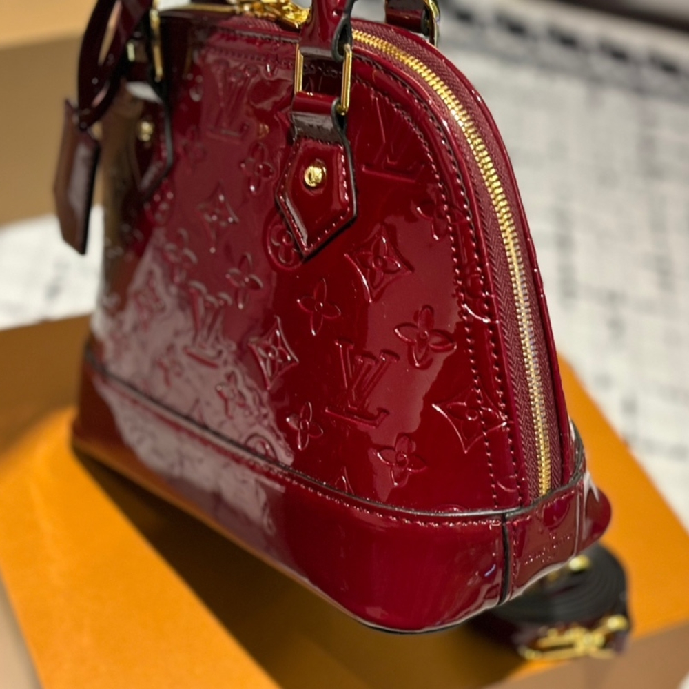 Louis Vuitton Alma Bb Monogram Vernis Leather Dark Red 23Cm