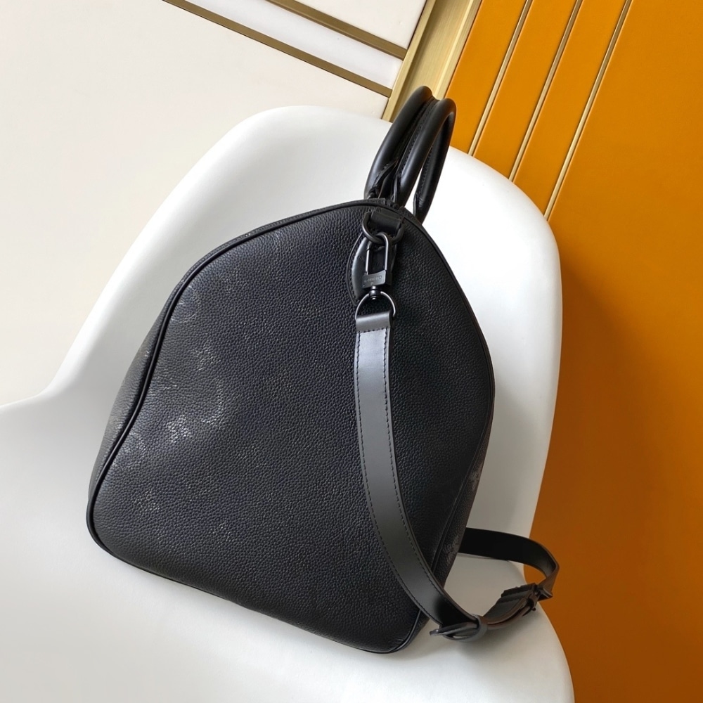 Louis Vuitton Speedy P9 Bandoulière 40 Black 40Cm M13916