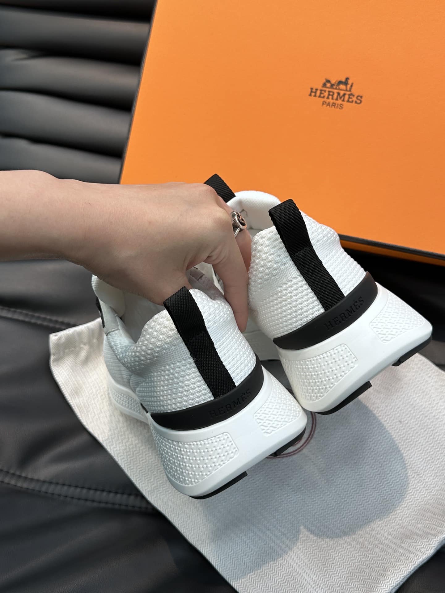 Hermes Heros Sneaker Black White H232985Zh90400