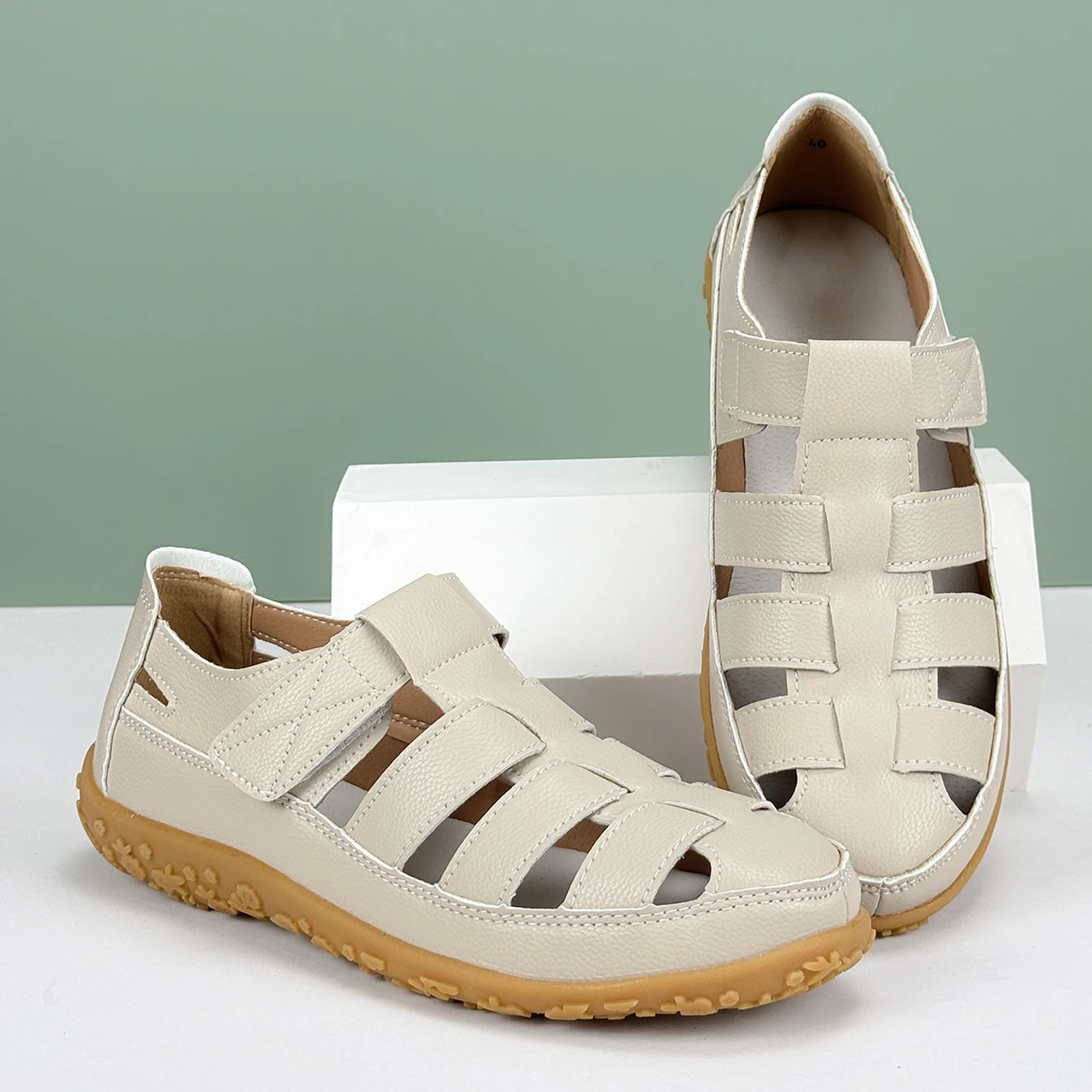 Plus Size Summer Women Sandals Solid Color Light Open-Toe Breathable Flats Non-Slip Soft Leather Walking