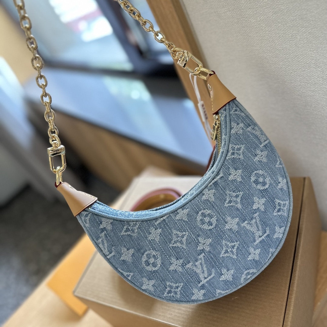 Louis Vuitton Lv By The Pool Loop Monogram Sky Blue Denim 25Cm M24846