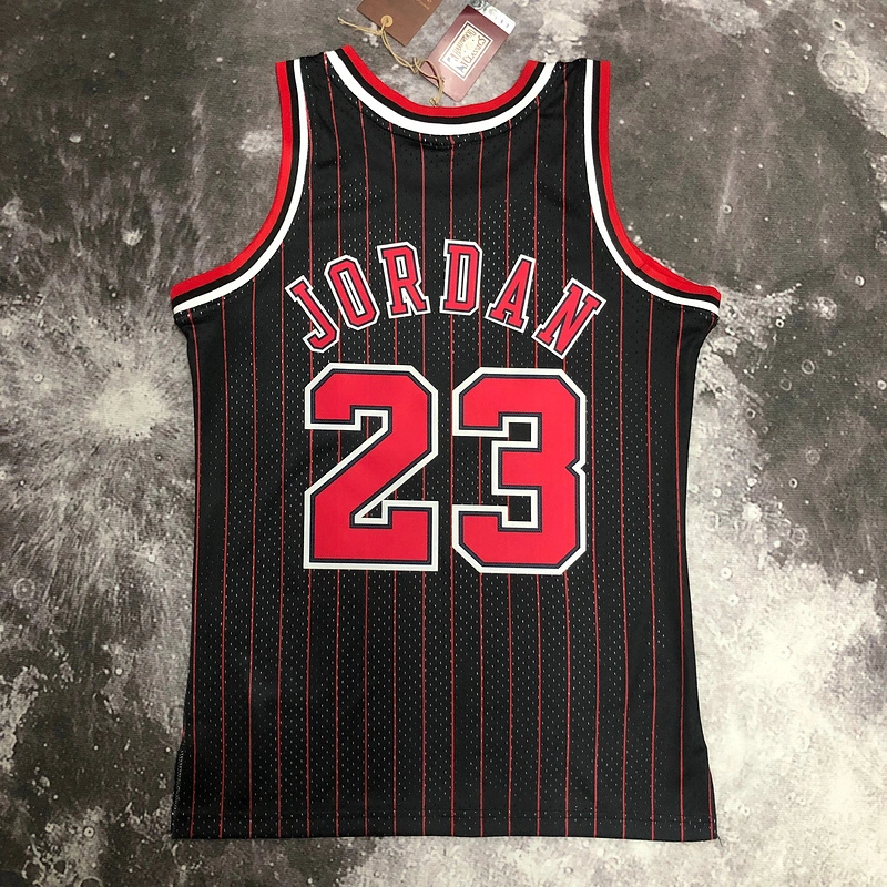 1995-96 NBA Chicago Bulls 23 JORDAN Black Basketball Jersey