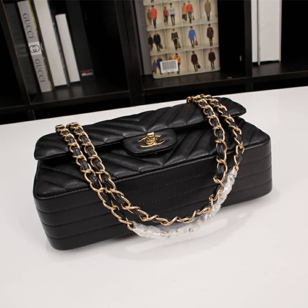 Chanel Medium Classic Flap Bag Chevron Black 25Cm