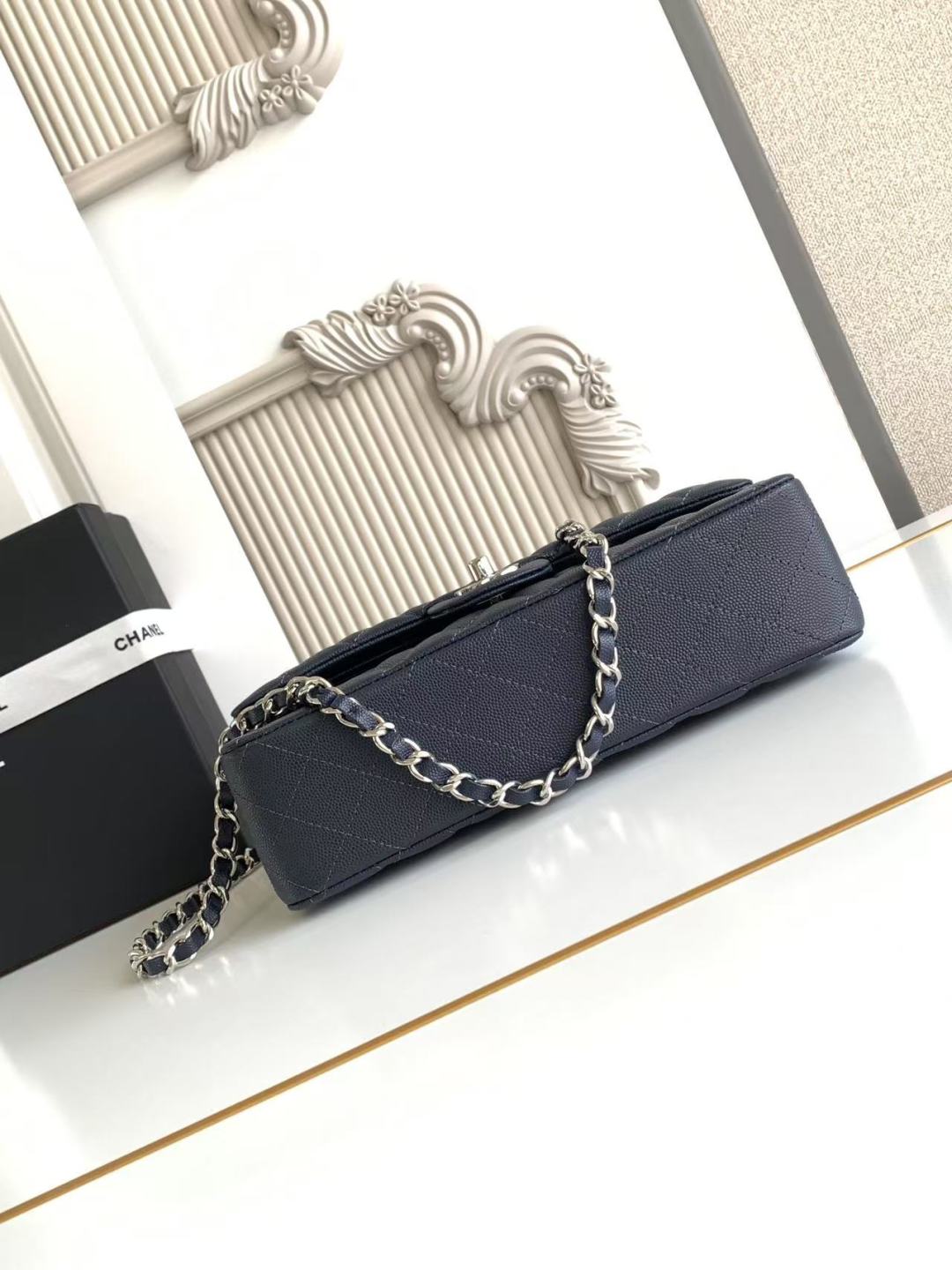 Chanel Classic Flap Bag 25 cm Navy Blue Silver-Tone Hardware A01112
