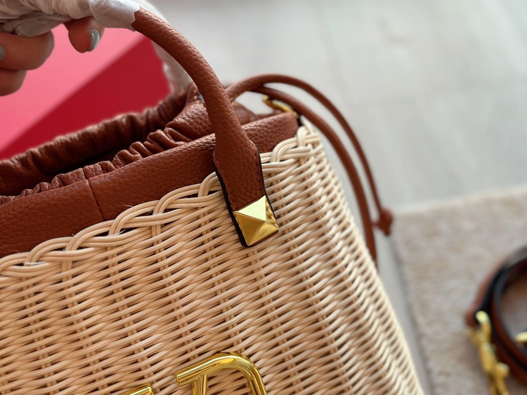 Valentino Garavani Wo VLogo Small Wicker Basket Bag Beige 25Cm Xw2B0K41Ymp 43S