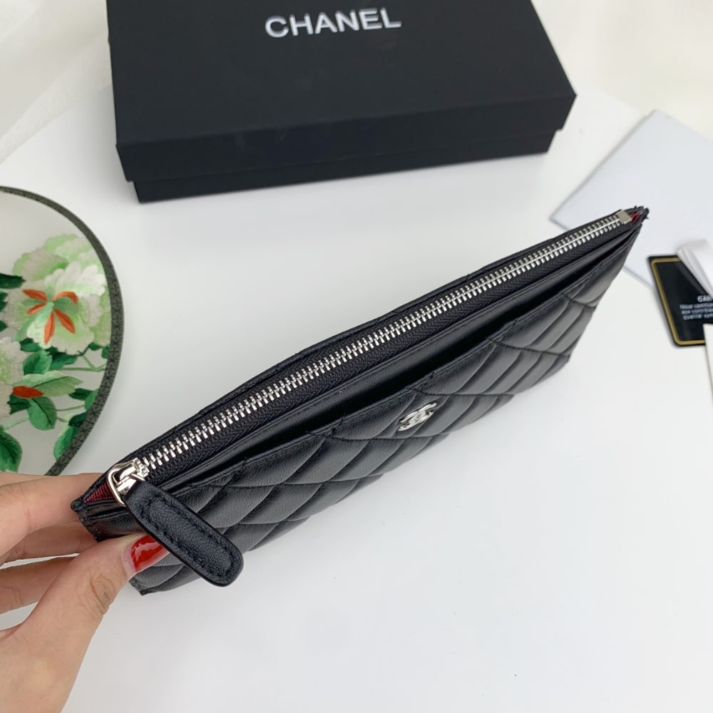 Chanel Classic Zip Pouch Quilted Wallet Black 22Cm