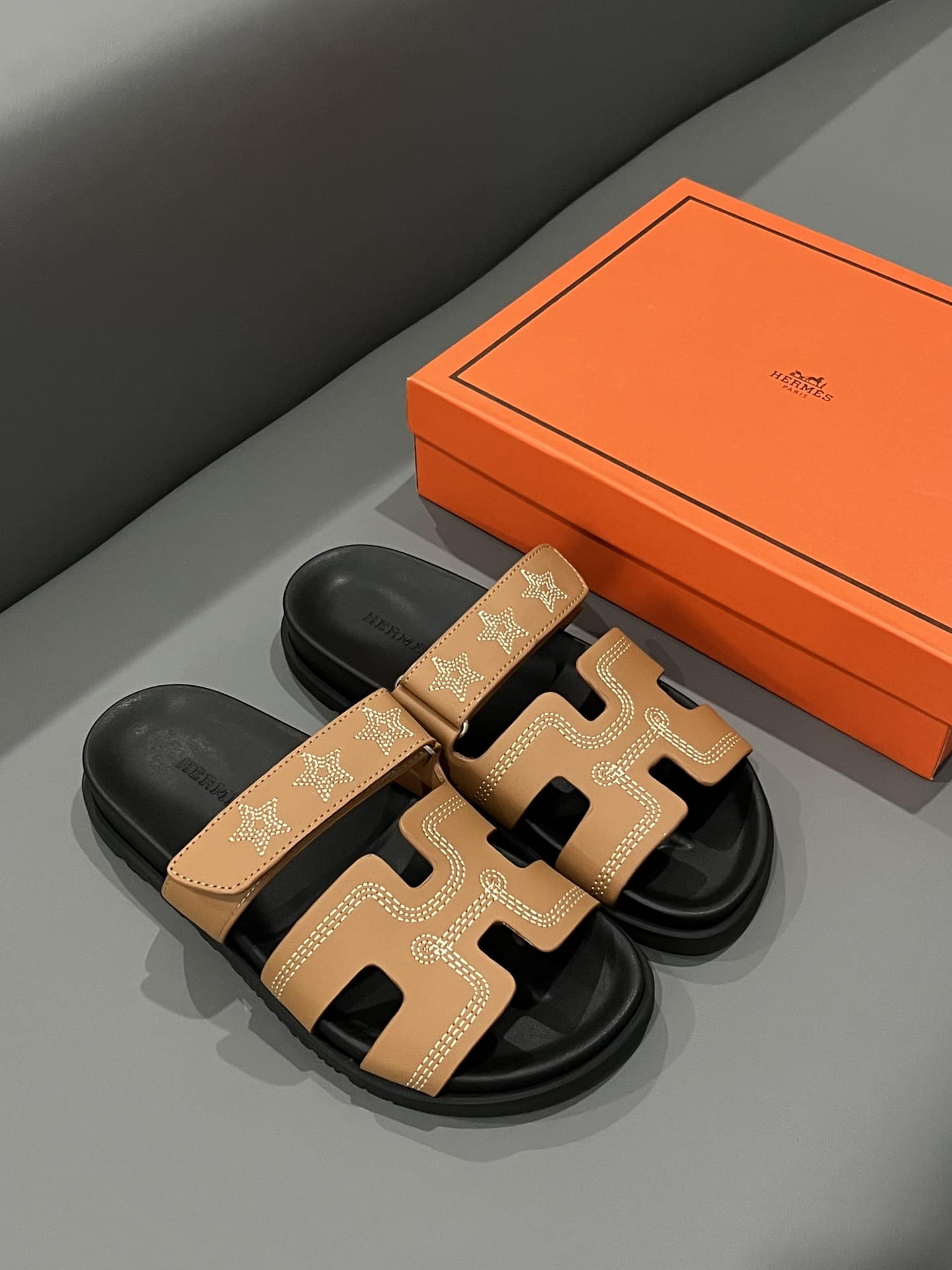 Hermes Chypre Sandal Star Stitched Naturel H232142Z A3350