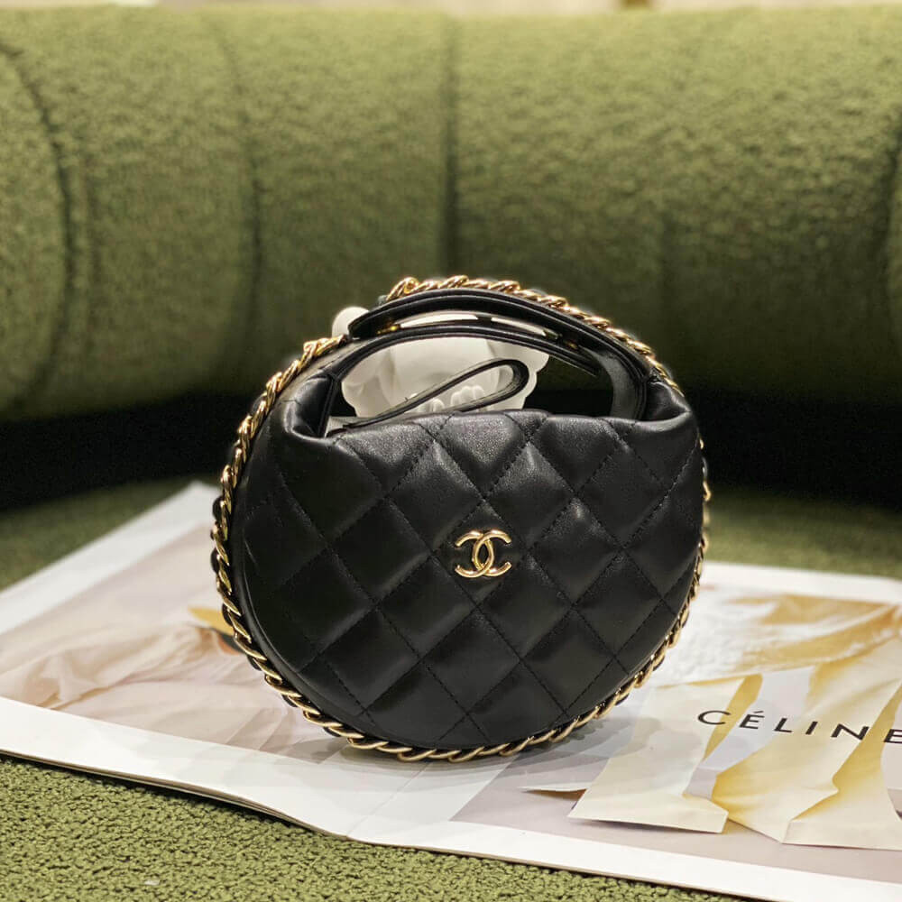 Chanel Lambskin Pouch Black 16cm